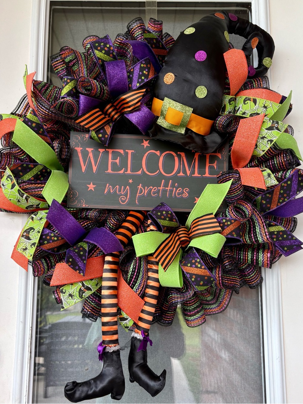 Halloween 'Welcome My Pretties' Witch Wreath - Black, Purple & Orange